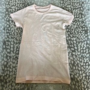 Lululemon Swifty Tech Top